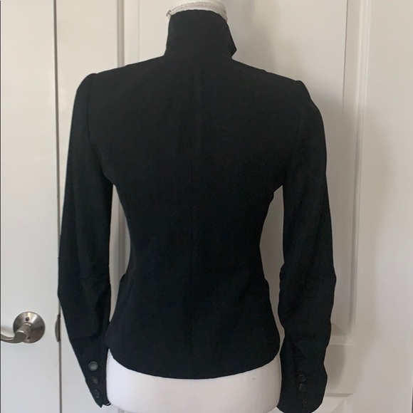 Development by Erica Davies black jacket - Picture 2 of 6